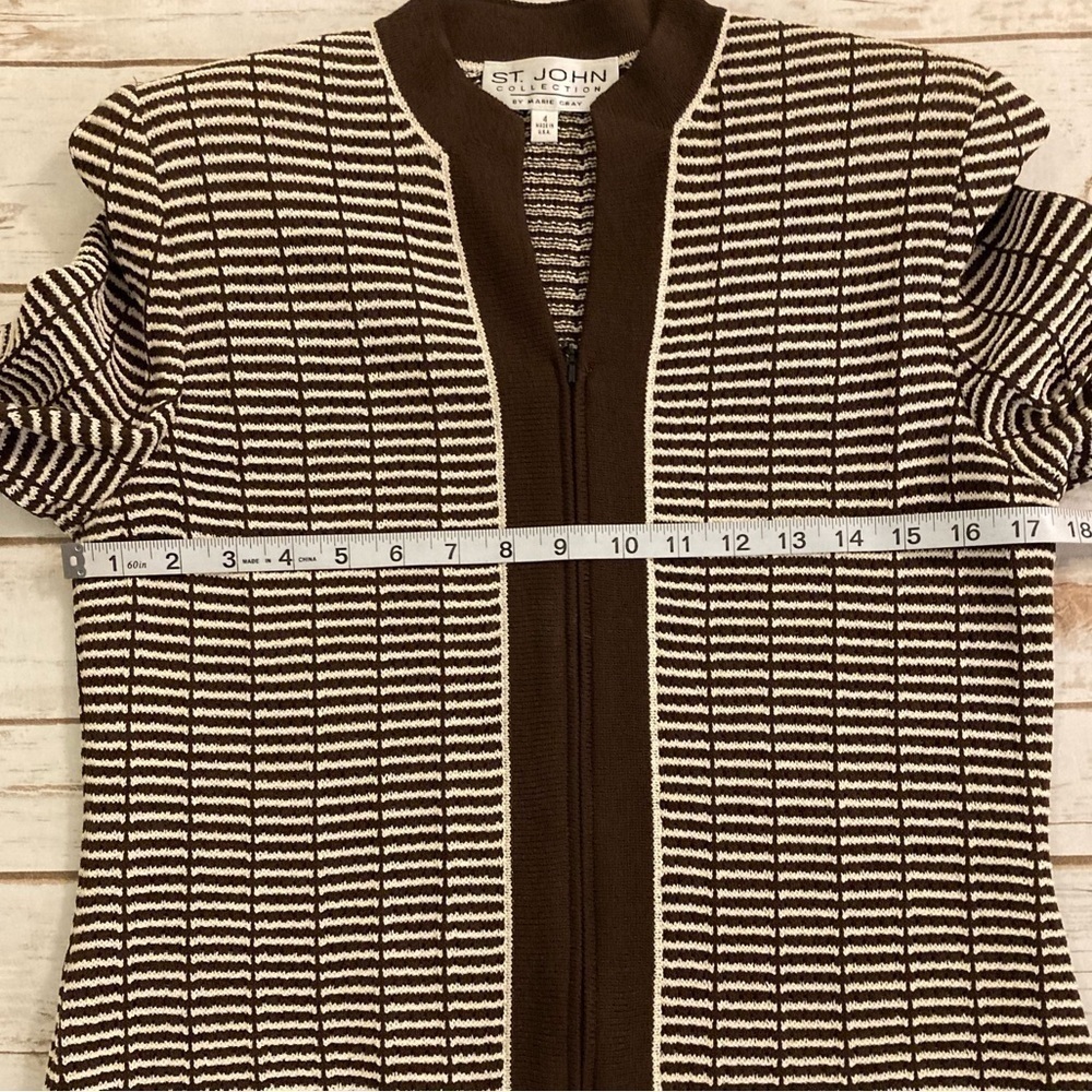 Women's Brown Knit Jacket & Pants Set - Classic Two-Piece - Picture 3 of 16